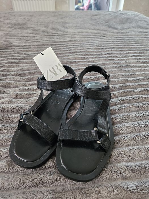 Босоніжки Zara ,жіночі нові ,розмір 37
