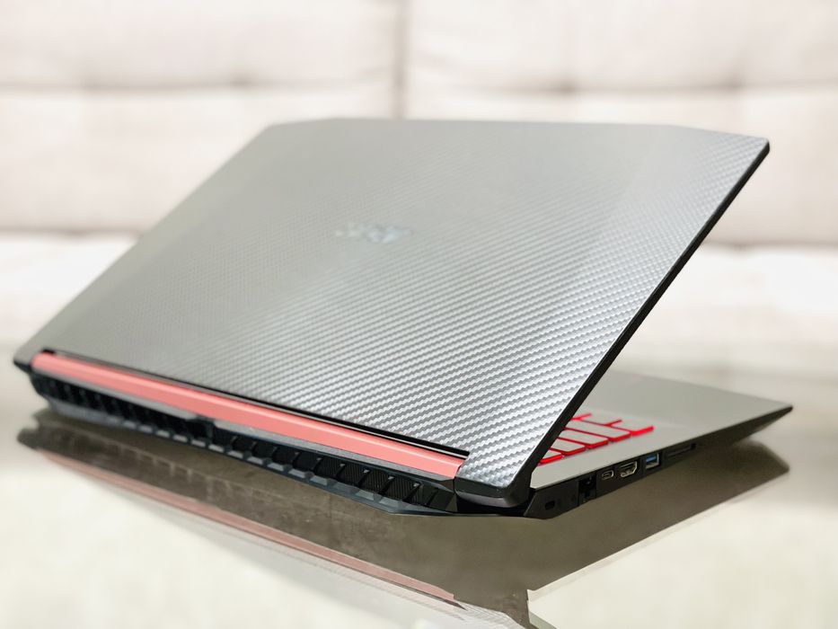 Acer /FHD/IPS/ Ryzen 5 2500U/3.6 GHz/16 ГБ/SSD 256/RX 560X/4 ГБ