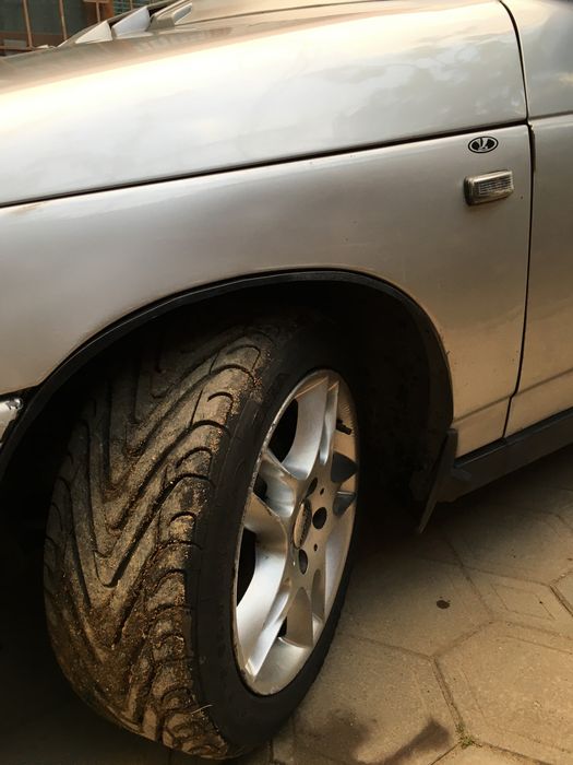 Продам ваз 21 12 машинка на каждый день! Перекупам  не звонить!!