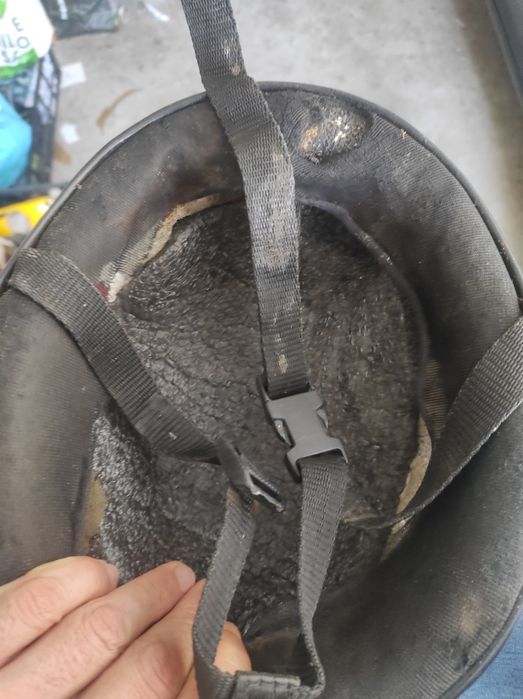 Selling two helmets64176739344130124