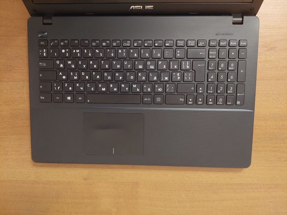 Ноутбук Asus X550CL / 15.6"/ 4 гб/ HDD 250 Гб/ БатареяРобоча