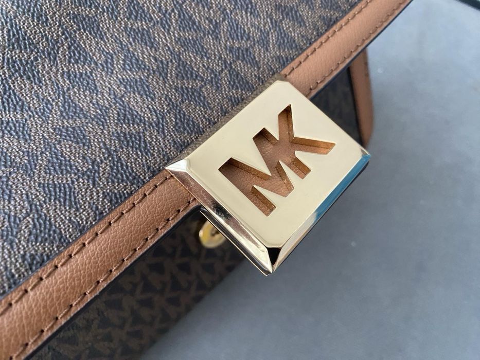 Сумка жіноча Michael Kors Sonia Medium Logo Convertible Shoulder Bag