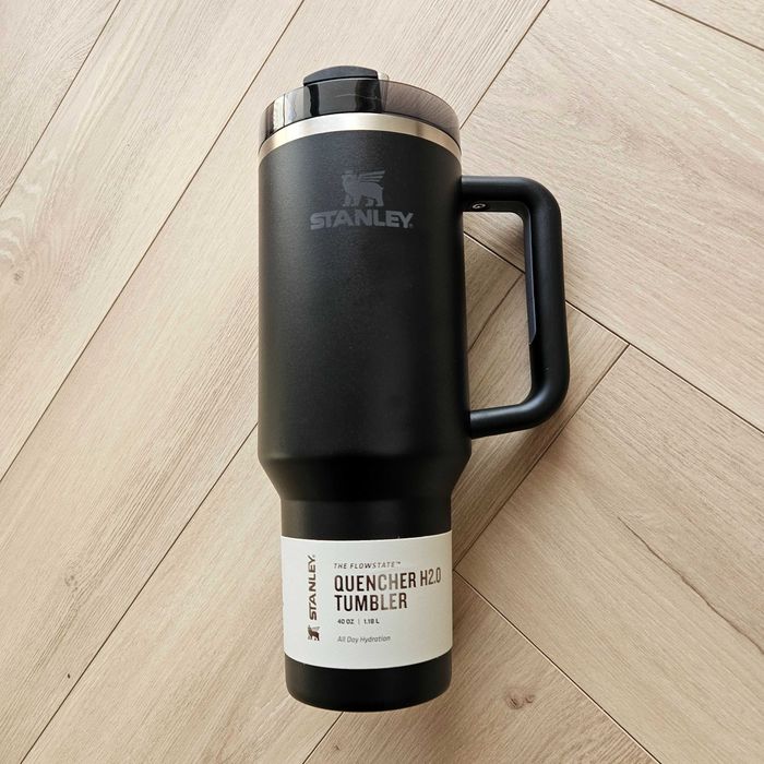 NOWY Kubek termiczny Stanley Quencher H2.0 Tumbler 1.18L