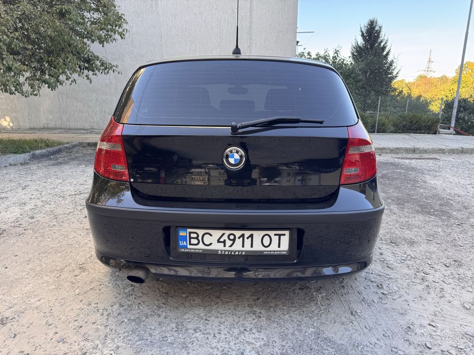 легковий автомобіль