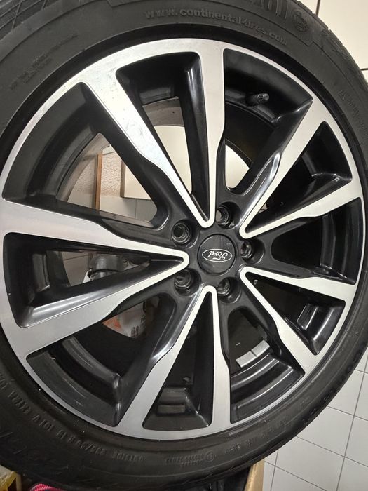Felgi  aluminiowe 18” Oyginalne Ford Kuga z czujnikiem cisnienia
