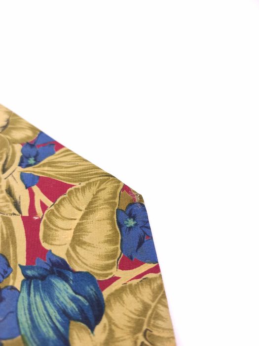 Pierre Balmain czerwony jedwabny krawat w kwiaty zm105