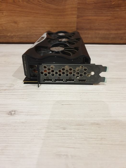 Продам видеокарту NVIDIA GeForce EVGA RTX 3070 Ti 8GB.