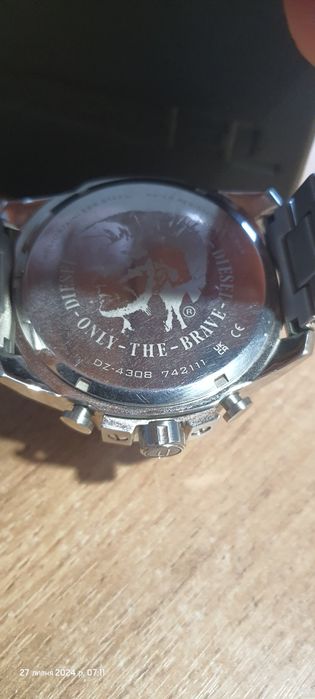 Часы Diesel. Продам часики DZ4308.