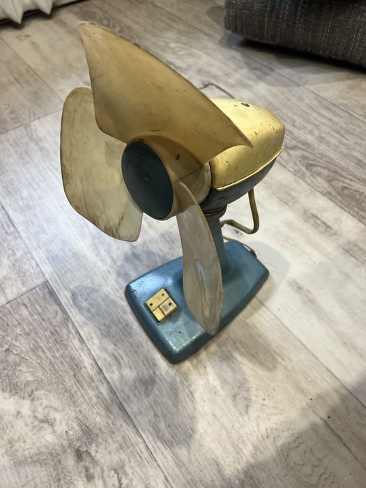 Електро вентилятор.