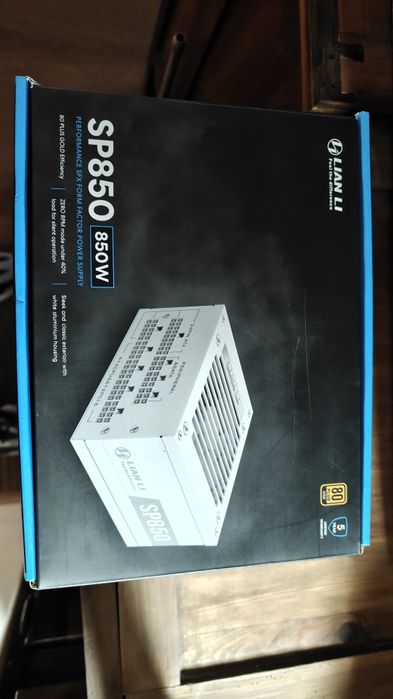 Fonte de Alimentação Lian Li SP850