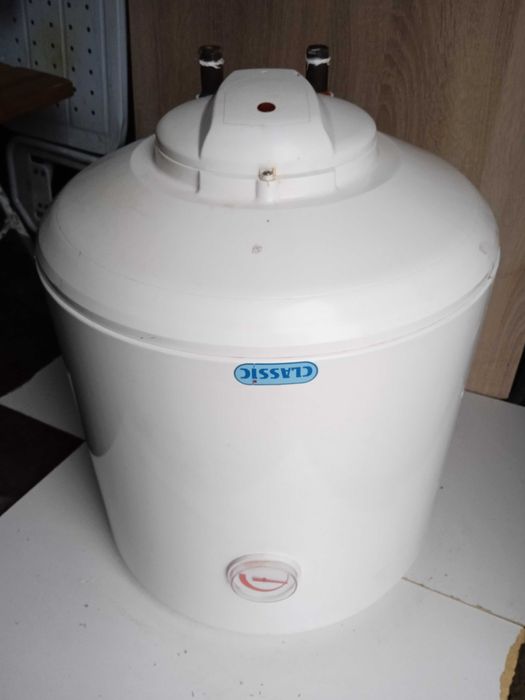 Продам РАБОЧИЙ бойлер Classic 50L