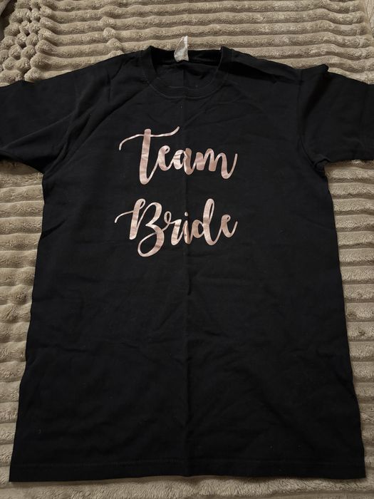 Футболка чорна з принтом