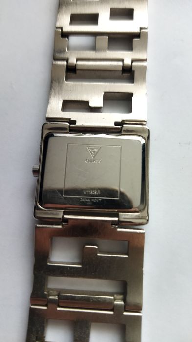 Годинник жіночій GUESS