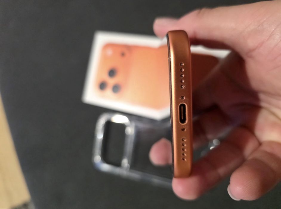 Iphone 17pro - igual a novo -  c/garantia