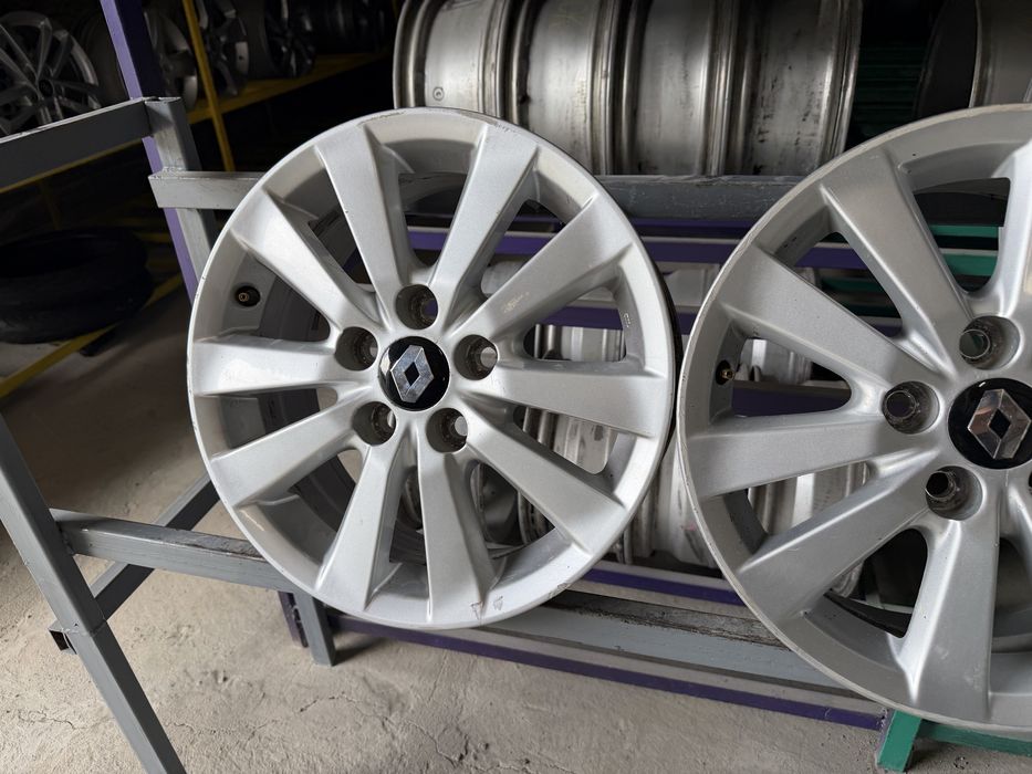 Диски Toyota 5/114,3 R16 6,5J ET45 Рено .