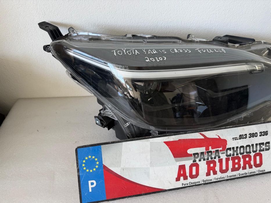 farol drt toyota yaris cross 2020> full led