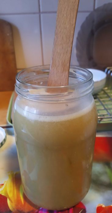 Mleczko pszczele (substytut) z miodem 30% 0,9 l