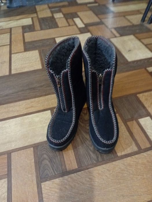 Бурки-валянки жіночі WINTER.