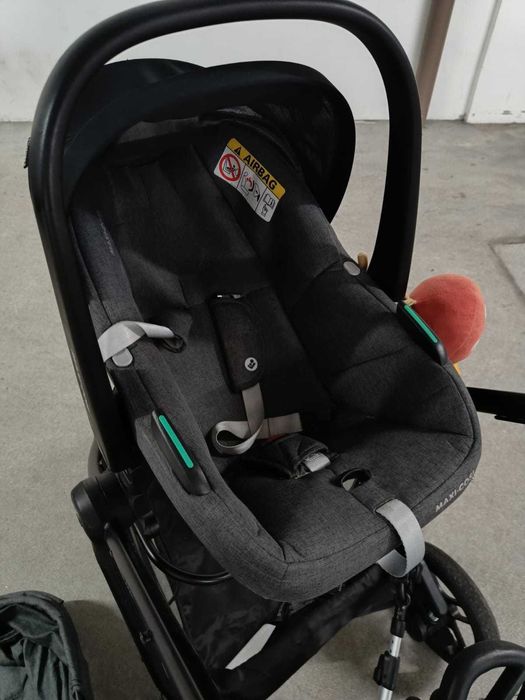 Carrinho bebé Maxi-Cosi Street Plus (carrinho + ovo + alcofa)