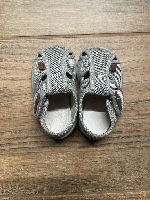 Босоніжки на 1 рік