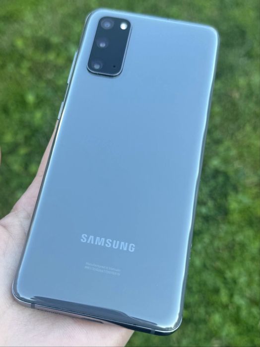 Продам Samsung S20