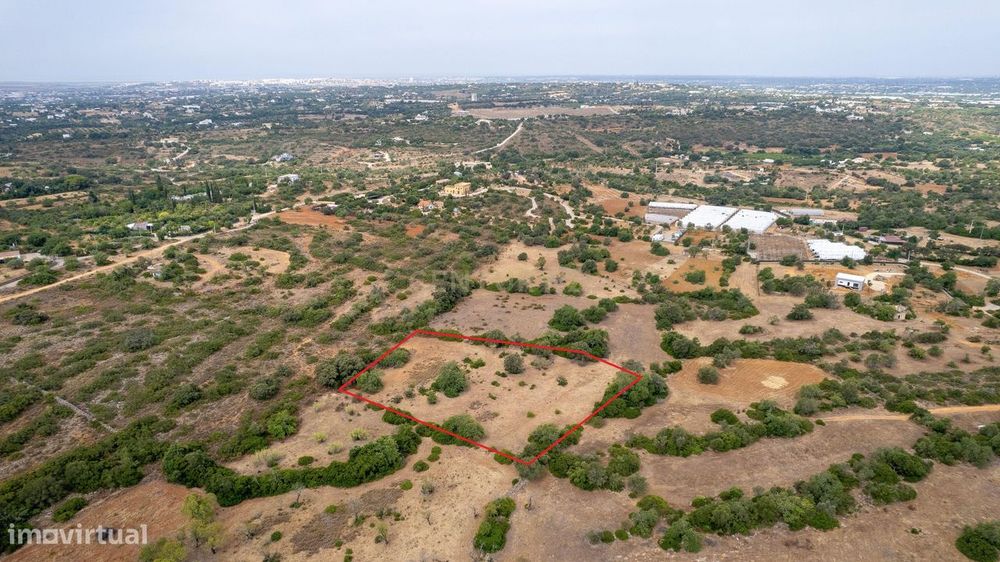 Rustic Land Plot of 7,580 m² between Pechão and Estoi