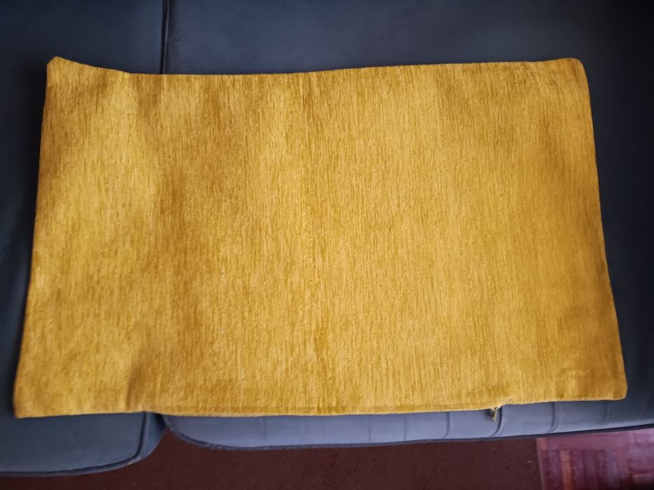 Almofada Verde 40x70cm em chenille - NOVA