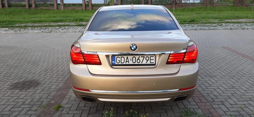 BMW 750D xDrive 2014r.