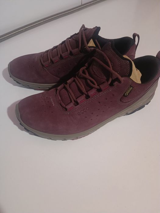 Кросівки    ECCO