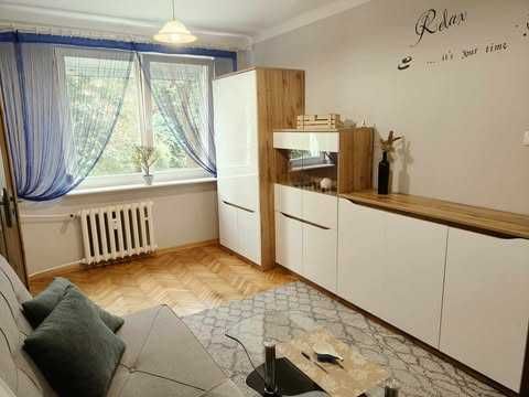 wynajmę mieszkanie na KSM - dwa pokoje 35m2