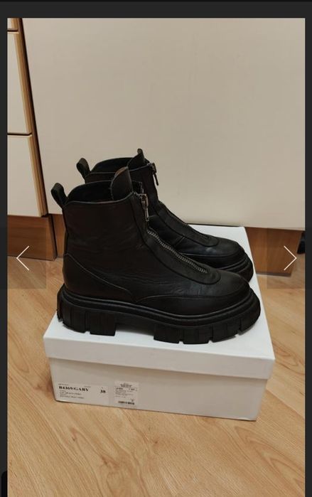 Чоботи шкіряні жіночі / Ботинки женские