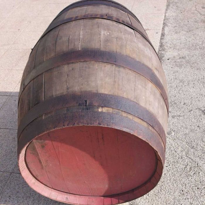 Barris Usados de Várias Capacidades (50L a 300L) – Bons Preços