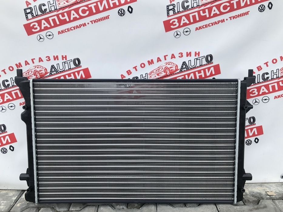 Радиатор основной Volkswagen Passat B7 2.5 USA
