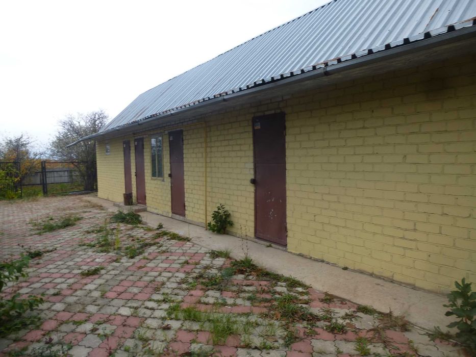 Продається 2-хповерх.будинок в м. Зміів