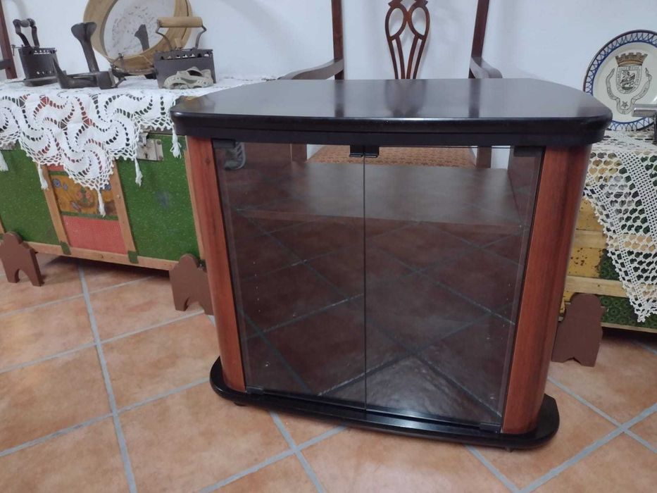 Móvel de televisão