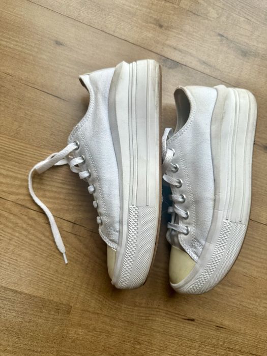 Ténis brancos All Star Converse n.40