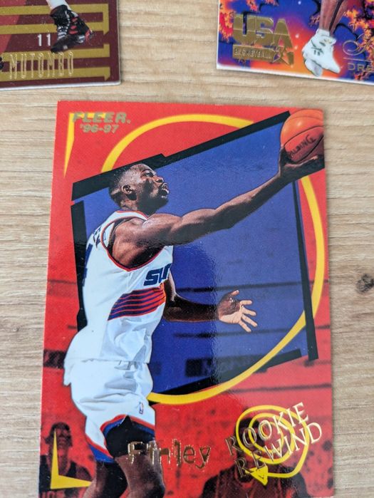 Sprzedam karty NBA lata 90