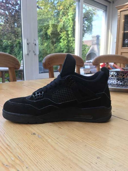 Jordan 4 Retro Black The Ultimate Sneaker Classic 37