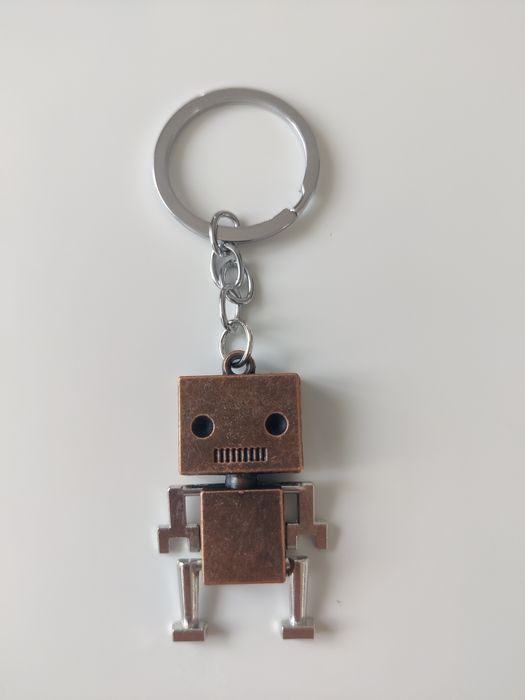 Brelok - metalowy robot