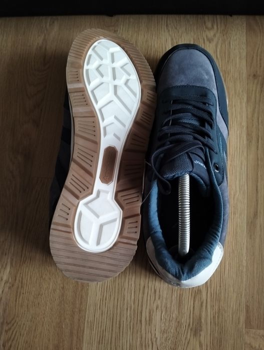 Sprzedam nowe buty Americanos