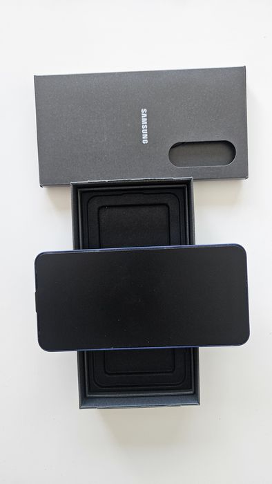 Samsung S25/  Niebieski Nowy