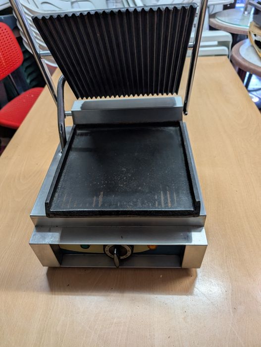 Toaster - Professional Toasting Machine436943669470832642
