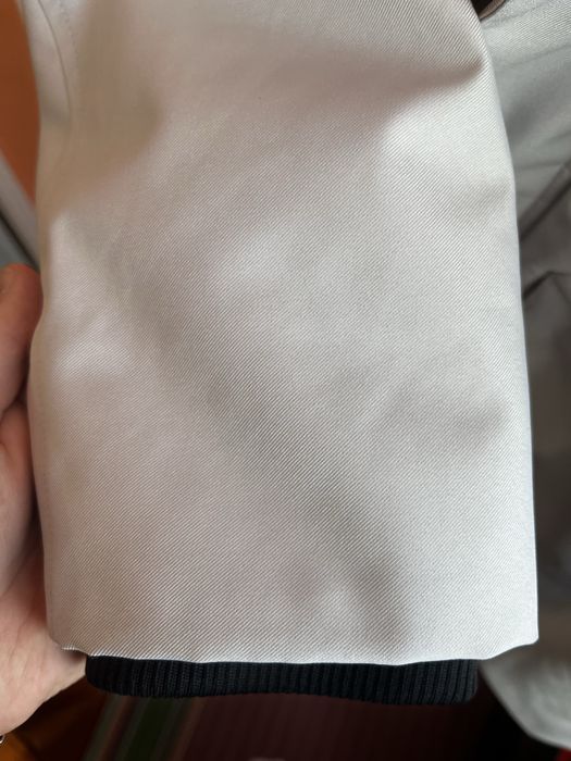 Продам зимову куртку в ідеальному стані