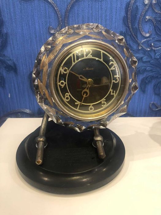 Продам каминные часы Маяк СССР.