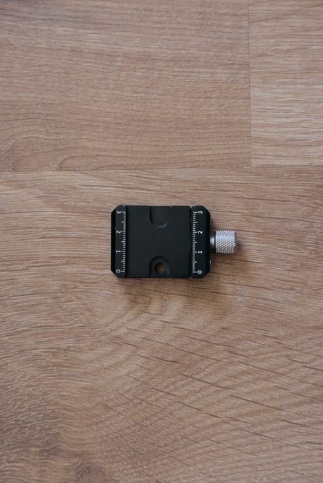 SMALLRIG Quick Release Clamp compatível com Arca Swiss