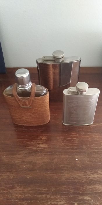 Cantil  bolso whisky