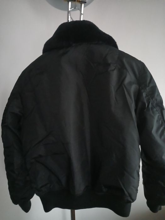 Kurtka Alpha industries.