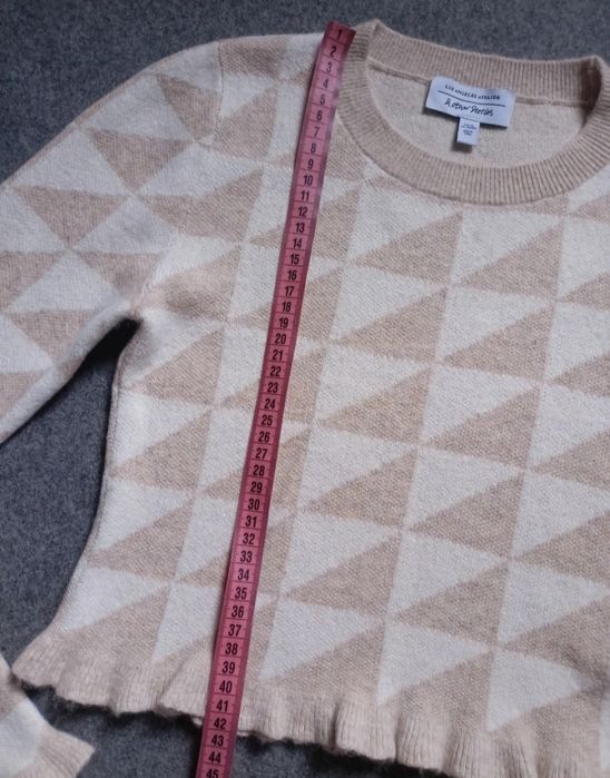 Sweter & Other Stories