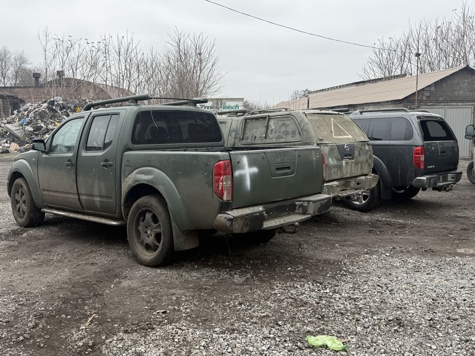 Разборка шрот запчастини Nissan navara D40 pathfinder R51 Навара Д40