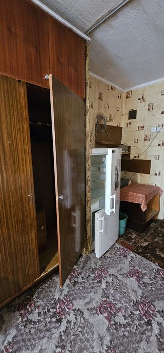 Оренда кімнати в гуртожитку Клініка